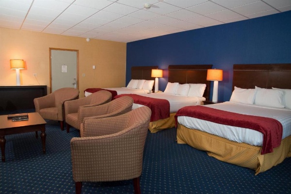 Hampton Falls Inn image 39