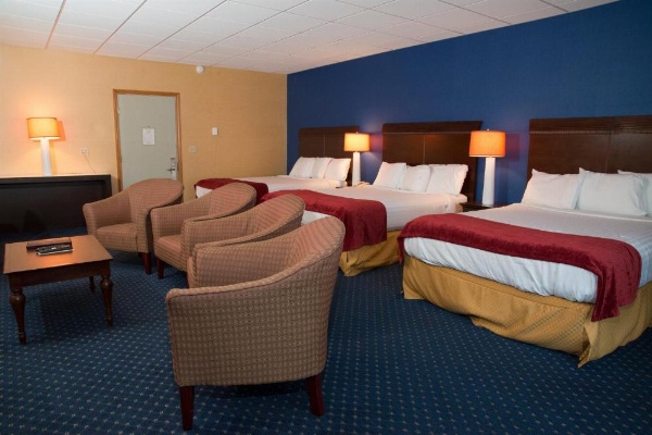 Hampton Falls Inn image 40